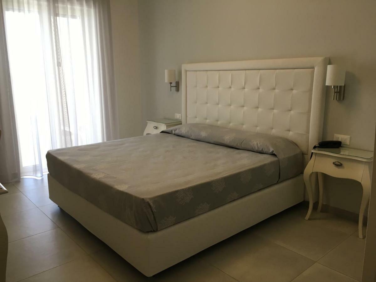 Hotel Puglia Garden 维耶斯泰 外观 照片